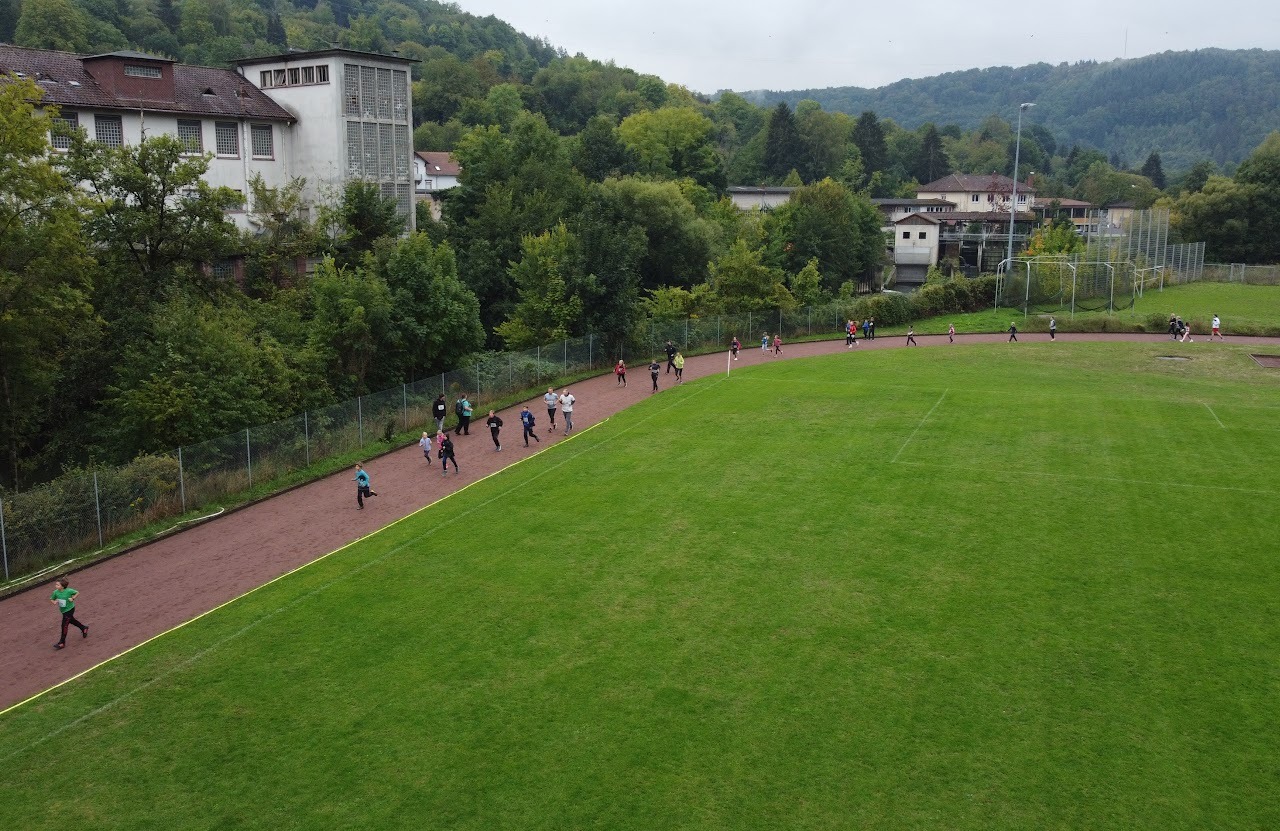 Bild vom 13. Benefizlauf im Jahr 2022. Dies ist das 30. Bild.